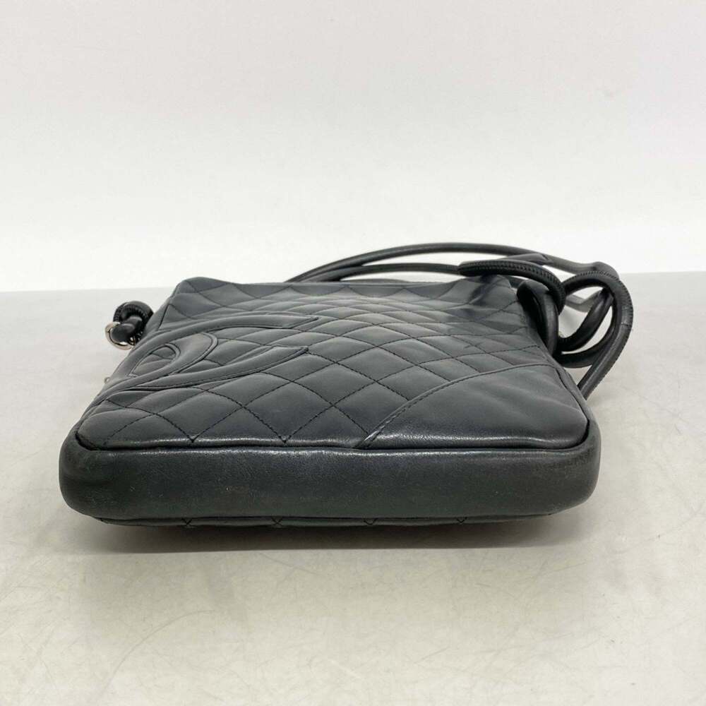 CHANEL Black Lambskin Leather Shoulder Bag - Picture 3 of 15